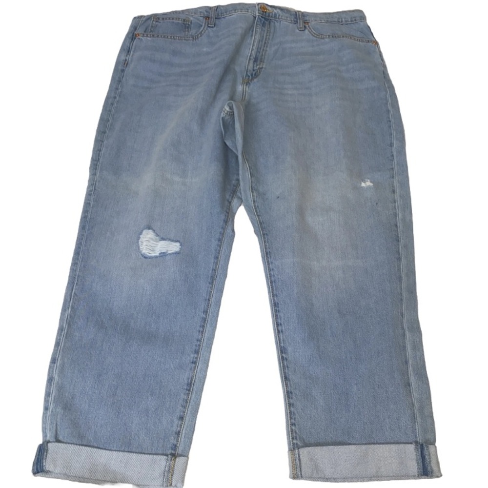 Women's Mid-Rise Boyfriend Jeans - Universal Thread Size 18